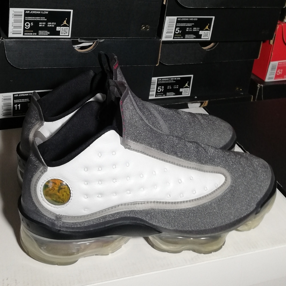 Nike Air Jordan 13 Reign Vapormax Women's SZ 9.5 "Defect shoe"Read description*